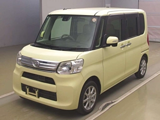 Daihatsu Tanto 2015