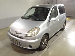 Toyota Funcargo 2001