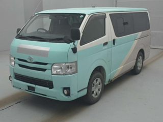Toyota Hiace 2015