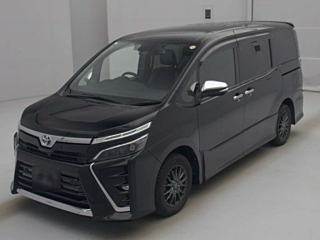 Toyota Voxy 2021