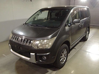 Mitsubishi Delica 2013