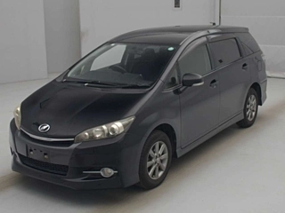 Toyota Wish 2013