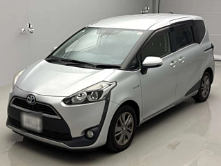 Toyota Sienta 2016