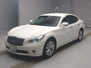 Nissan Fuga 2012