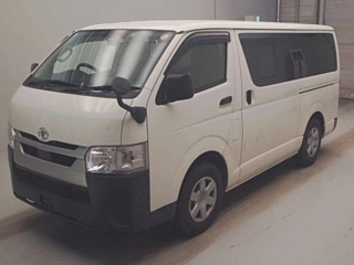 Toyota Hiace 2021