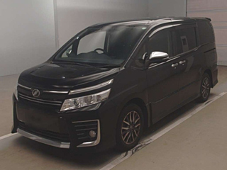 Toyota Voxy 2015