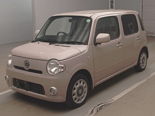 Daihatsu Mira 2011