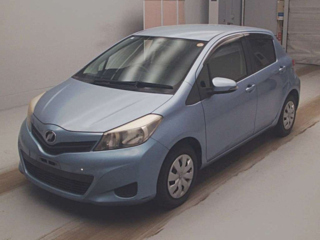 Toyota Vitz 2013