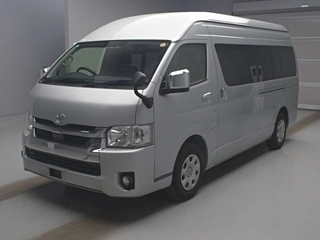 Toyota Hiace 2021