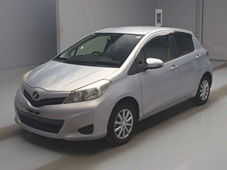 Toyota Vitz 2013