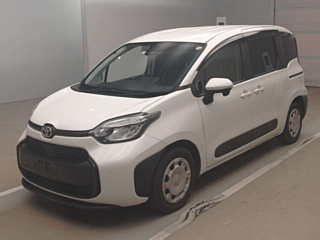 Toyota Sienta 2023