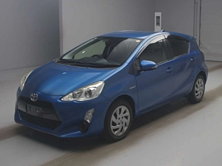 Toyota Aqua 2015
