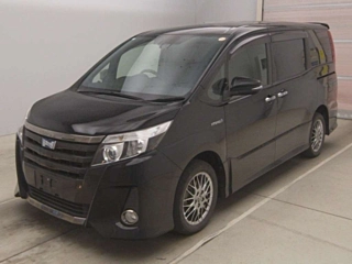 Toyota Noah 2017