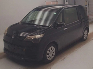 Toyota Spade 2013