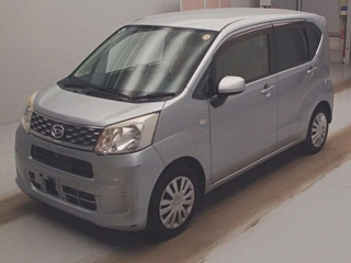 Daihatsu Move 2015