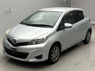 Toyota Vitz 2011