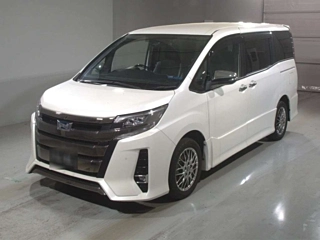Toyota Noah 2021
