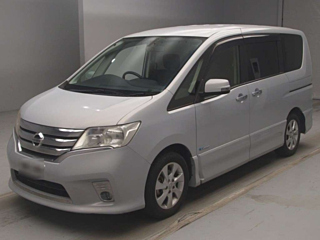 Nissan Serena 2013