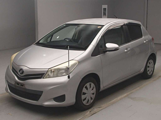 Toyota Vitz 2011