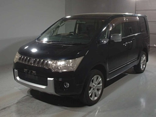 Mitsubishi Delica 2008