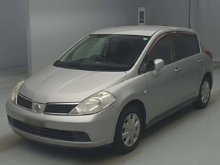 Nissan Tiida 2007