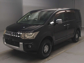 Mitsubishi Delica 2010
