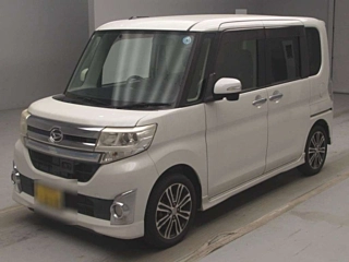 Daihatsu Tanto 2014