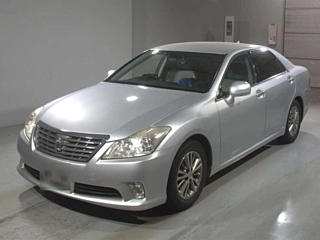Toyota Crown 2010