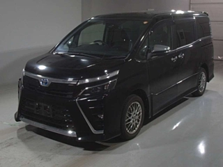 Toyota Voxy 2021