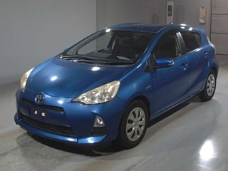 Toyota Aqua 2013