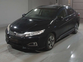 Honda Grace 2015