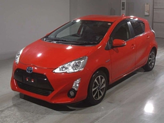 Toyota Aqua 2015