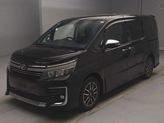 Toyota Voxy 2016
