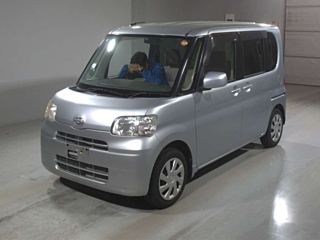 Daihatsu Tanto 2013