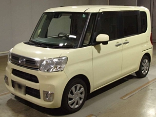 Daihatsu Tanto 2015