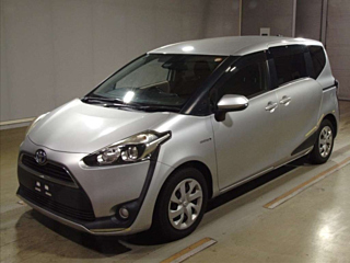 Toyota Sienta 2015