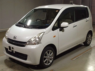 Daihatsu Move 2011