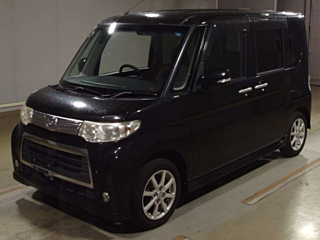 Daihatsu Tanto 2011