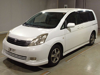 Toyota Isis 2005