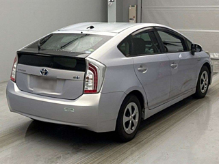 TOYOTA PRIUS 2013