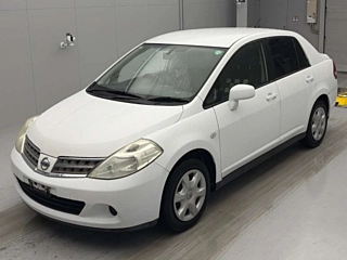 NISSAN TIIDA LATIO