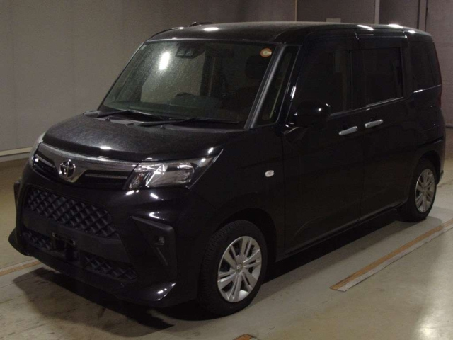 TOYOTA ROOMY 2022