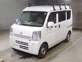 NISSAN CLIPPER VAN