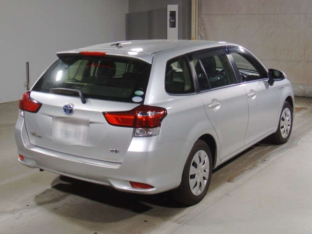 TOYOTA COROLLA FIELDER 2016