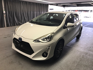 TOYOTA AQUA 2016