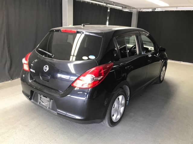 NISSAN TIIDA 2008