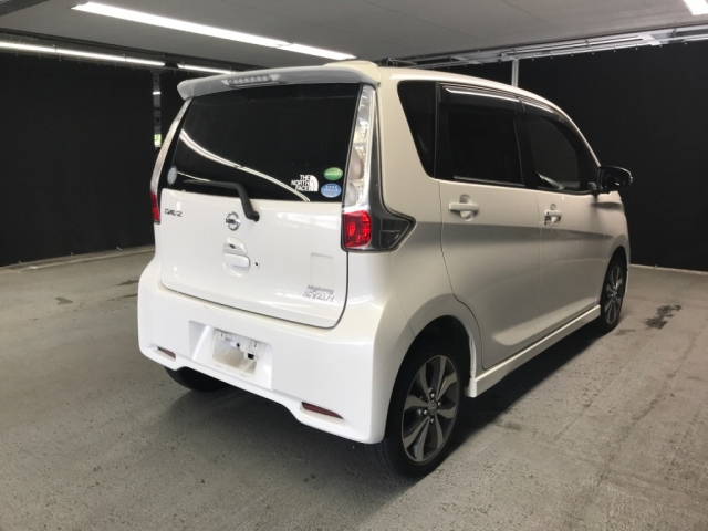 NISSAN DAYZ 2013