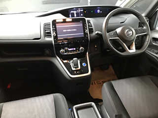 NISSAN SERENA 2019