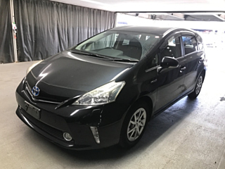 TOYOTA PRIUS ALPHA 2014