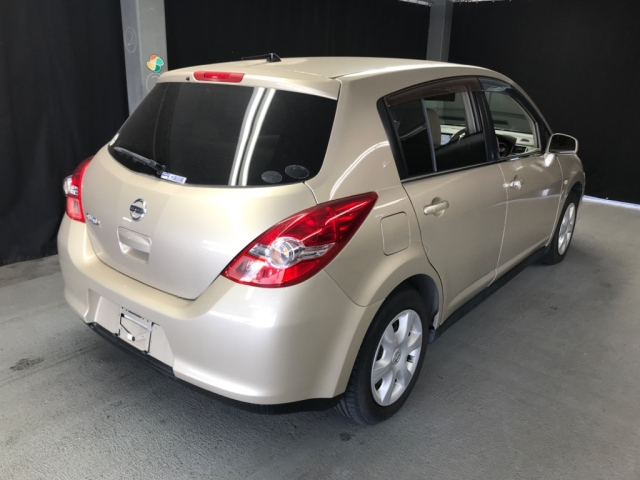 NISSAN TIIDA 2008